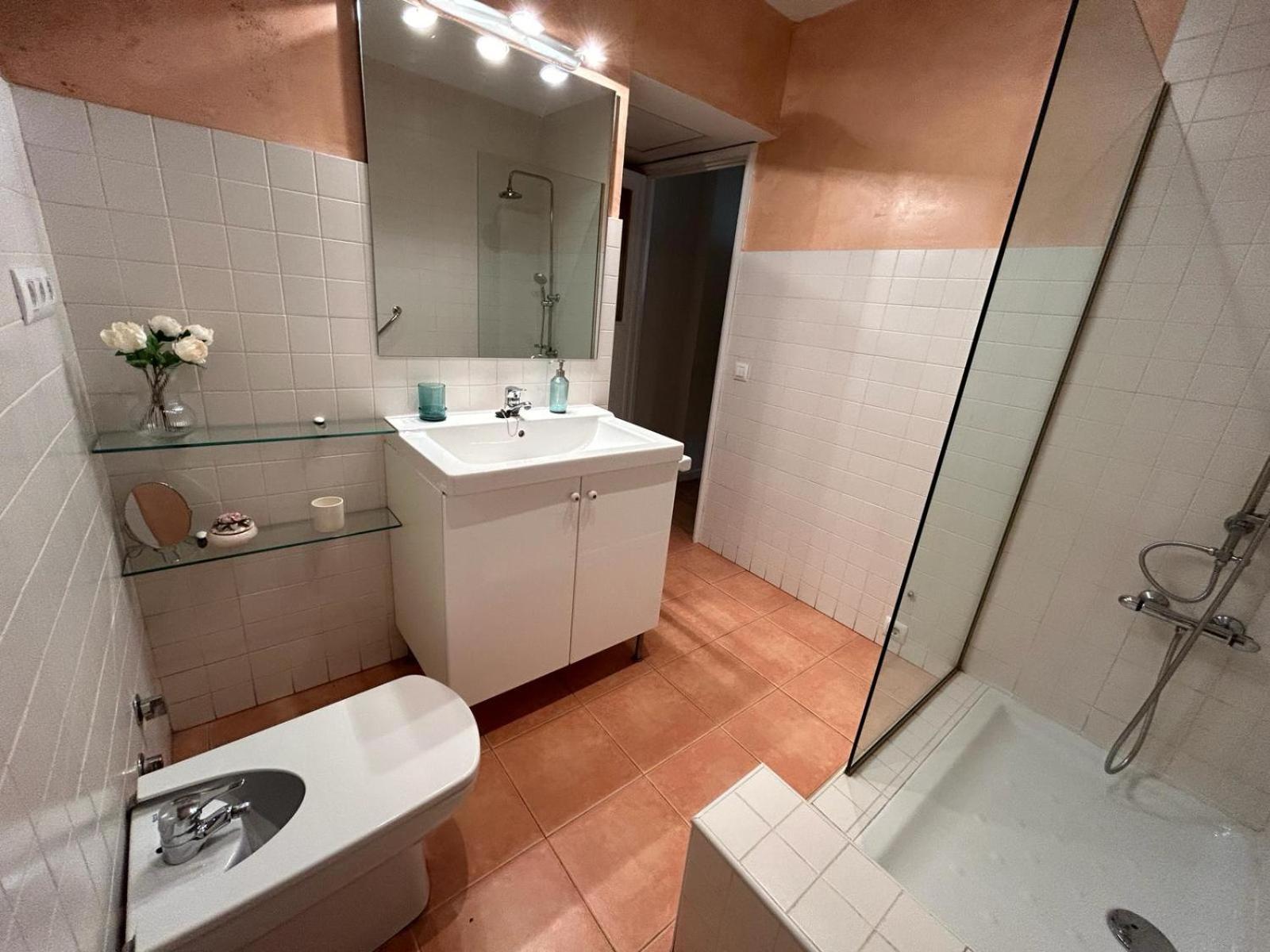 2 Bedroom By Guadalquivir River Apartment Sevilla