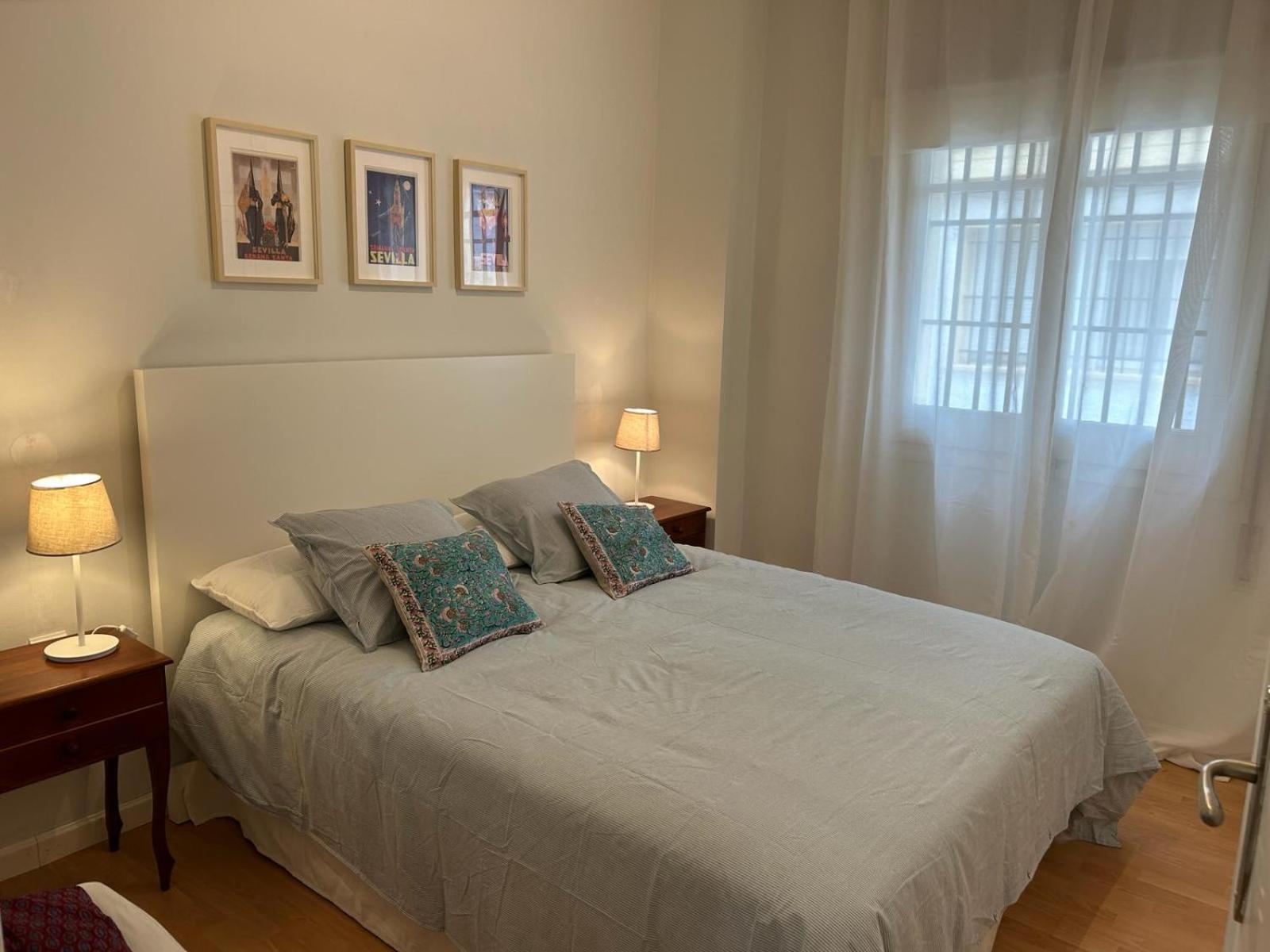 Apartment 2 Bedroom By Guadalquivir River Sevilla